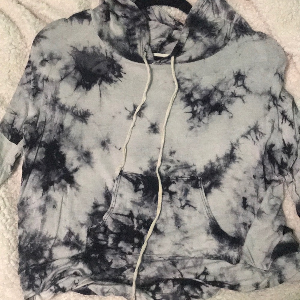 Thin hoodie